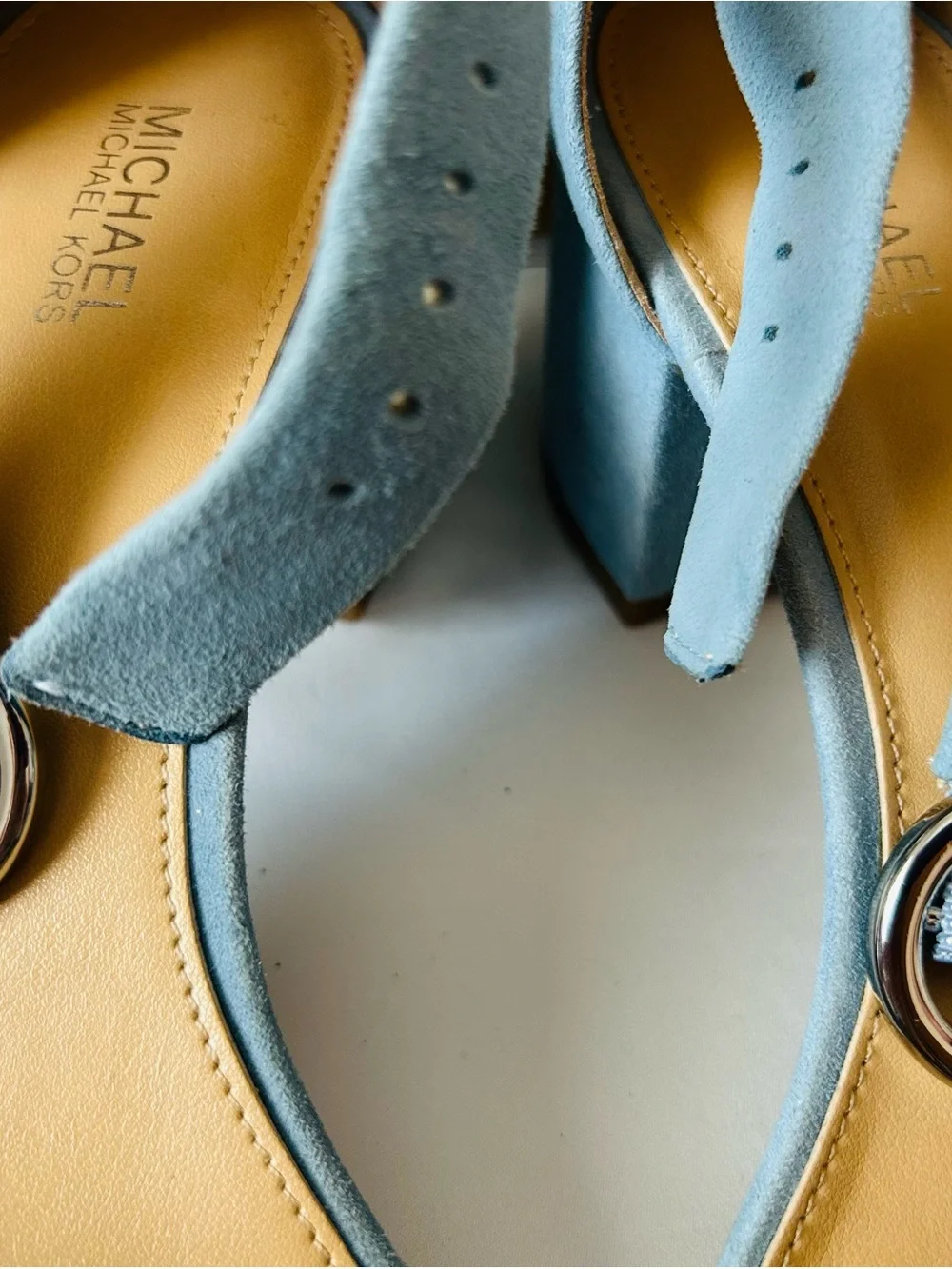 🩵Michael Kors🩵 “Lena” Flex mid Block Heel Sandals in Light Blue Suede w/Silver